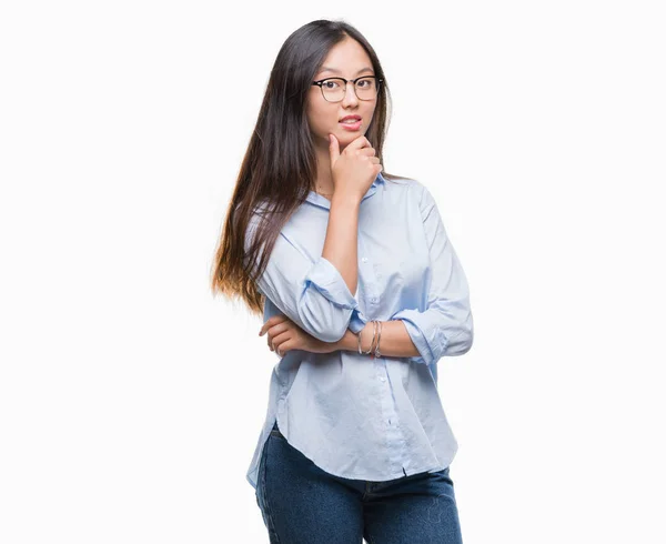 Young Asian Business Woman Wearing Glasses Isolated Background Looking Confident — Stock Photo, Image