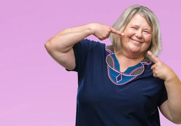 Senior Más Tamaño Mujer Caucásica Sobre Fondo Aislado Sonriendo Confiado — Foto de Stock