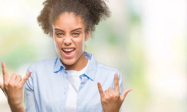 Giovane Donna Afro Americana Sfondo Isolato Gridando Con Espressione Pazza — Foto Stock