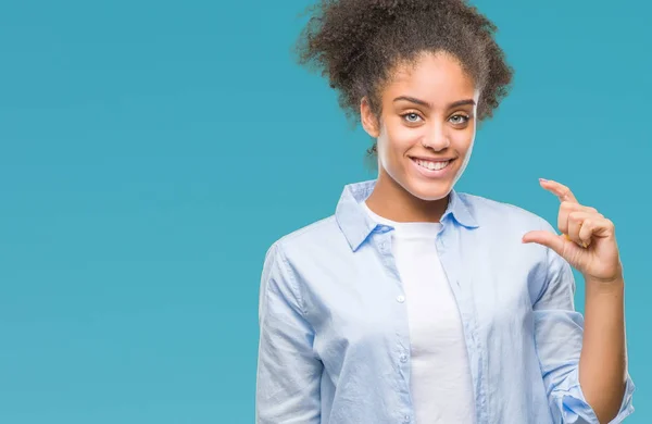 Young Afro American Woman Isolated Background Smiling Confident Gesturing Hand — Stock Photo, Image