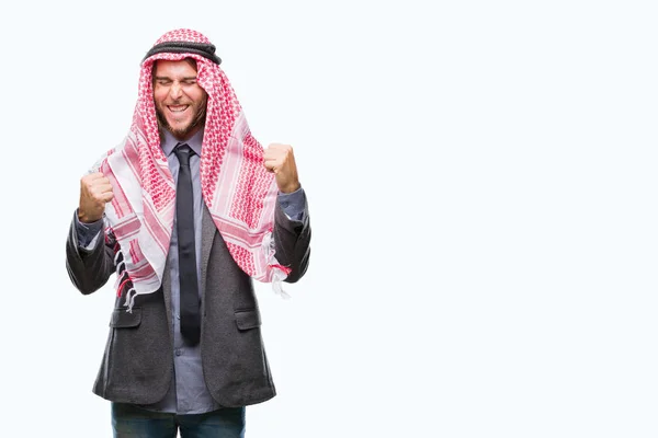 Szép Arab Fiatalember Visel Keffiyeh Elszigetelt Háttér Nagyon Boldog Izgatott — Stock Fotó