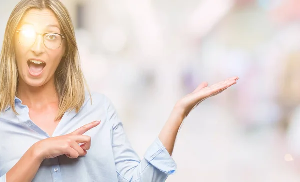 Young Beautiful Business Woman Isolated Background Amazed Smiling Camera While — Stock Photo, Image