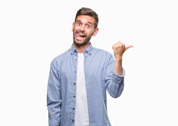 Joven Hombre Guapo Con Camiseta Blanca Sobre Fondo Aislado Sonriendo —  Fotos de Stock