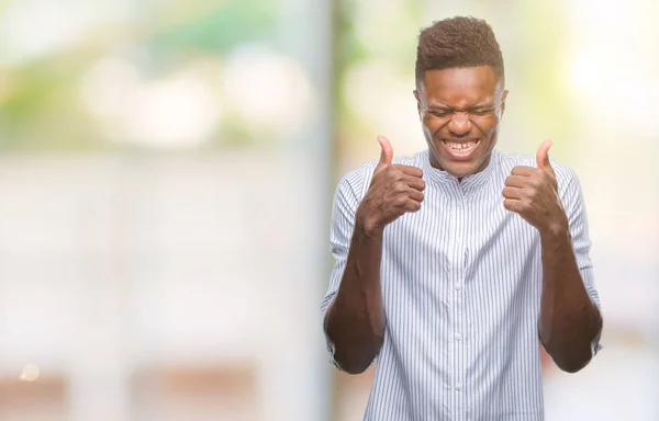 Jovem Afro Americano Sobre Fundo Isolado Animado Para Sucesso Com — Fotografia de Stock