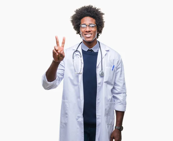 Afro Americký Lékař Muž Nad Izolované Pozadí Zobrazení Ukázal Prsty — Stock fotografie