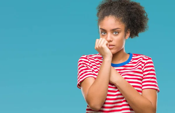 Mujer Afroamericana Joven Sobre Fondo Aislado Mirando Estresado Nervioso Con — Foto de Stock
