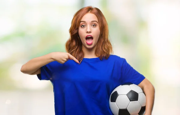 Young Beautiful Woman Isolated Background Holding Soccer Football Ball Surprise — Stock Photo, Image