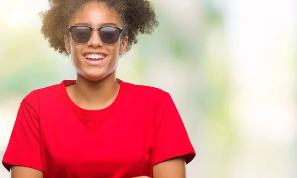 Mujer Afroamericana Joven Con Gafas Sol Sobre Fondo Aislado Cara — Foto de Stock