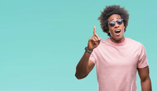 Afro American Man Wearing Sunglasses Isolated Background Pointing Finger Successful — Stock Photo, Image