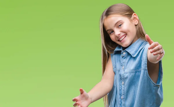 Young Beautiful Girl Isolated Background Looking Camera Smiling Open Arms — Stock Photo, Image