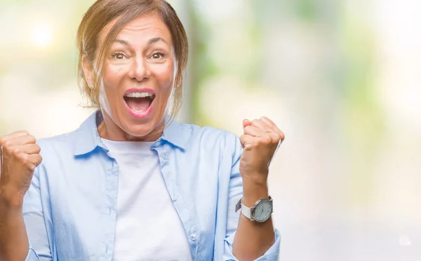 Ältere Hispanische Frau Mittleren Alters Mit Isoliertem Hintergrund Feiert Überrascht — Stockfoto