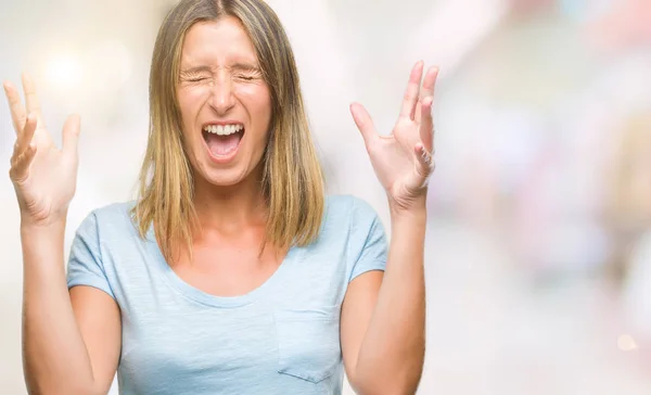 Junge Schöne Frau Mit Isoliertem Hintergrund Die Verrückt Und Verrückt — Stockfoto