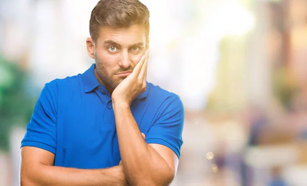 Joven Hombre Guapo Sobre Fondo Aislado Pensando Que Cansado Aburrido — Foto de Stock