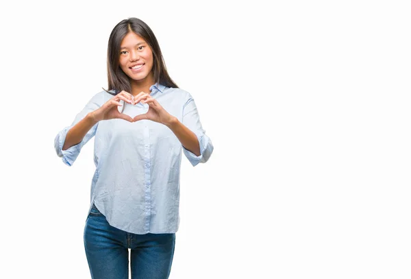 Jonge Aziatische Zakenvrouw Geïsoleerde Achtergrond Glimlachend Liefde Met Hartsymbool Vorm — Stockfoto