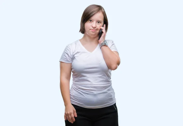 Mulher Adulta Jovem Com Síndrome Usando Smartphone Sobre Fundo Isolado — Fotografia de Stock