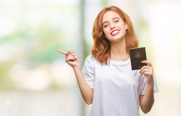 Młoda Kobieta Piękne Paszportem Australii Białym Tle Bardzo Szczęśliwy Wskazując — Zdjęcie stockowe