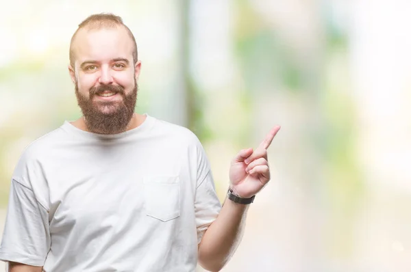 Jeune Homme Hipster Caucasien Portant Shirt Décontracté Sur Fond Isolé — Photo