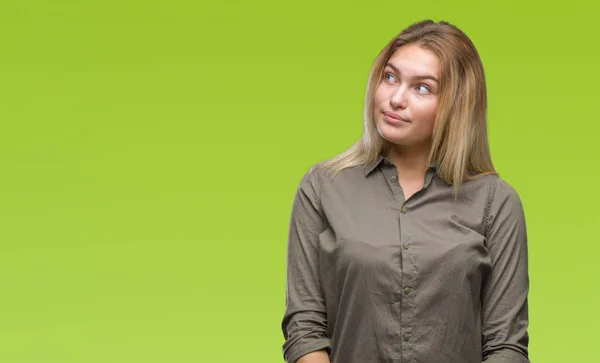 Junge Kaukasische Geschäftsfrau Mit Isoliertem Hintergrund Die Mit Einem Lächeln — Stockfoto