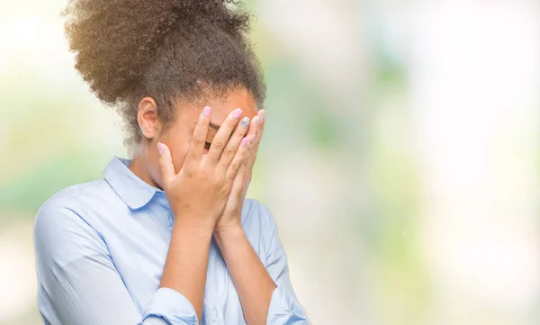 Jeune Femme Afro Américaine Sur Fond Isolé Avec Une Expression — Photo