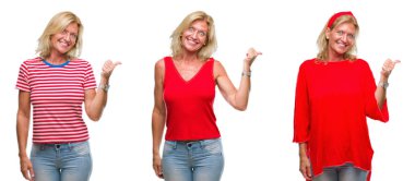 Beyaz izole backgroud seyir ve başparmak yanında yukarıyı mutlu yüz ile gülümseyen güzel orta yaş sarışın kadın kolaj.