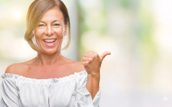 Mujer Hispana Mayor Mediana Edad Sobre Fondo Aislado Sonriendo Con — Foto de Stock