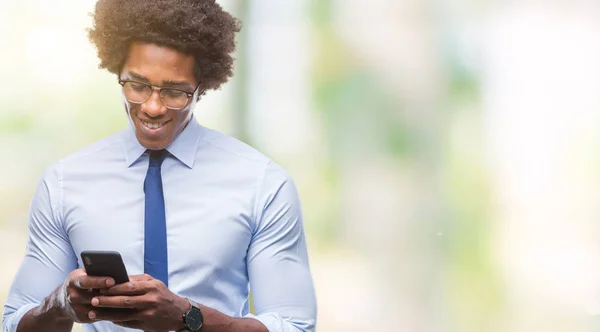 Hombre Negocios Afroamericano Enviando Mensajes Texto Usando Teléfono Inteligente Sobre —  Fotos de Stock