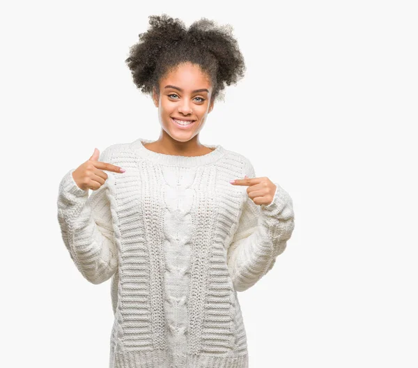 Young Afro American Woman Wearing Winter Sweater Isolated Background Looking — Stock Photo, Image