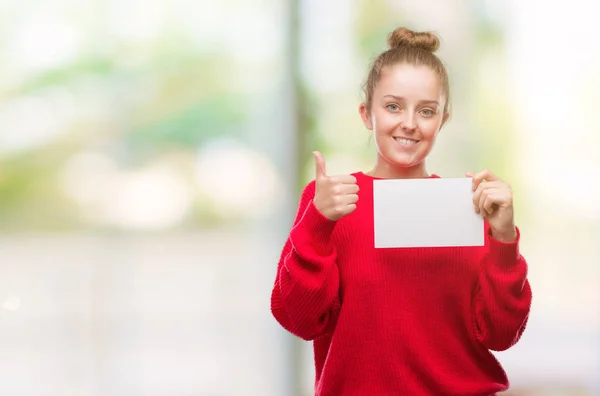 Mulher Loira Jovem Segurando Banner Publicidade Feliz Com Grande Sorriso — Fotografia de Stock