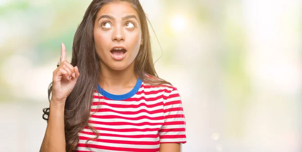 Mujer Árabe Hermosa Joven Sobre Fondo Aislado Señalando Dedo Hacia — Foto de Stock