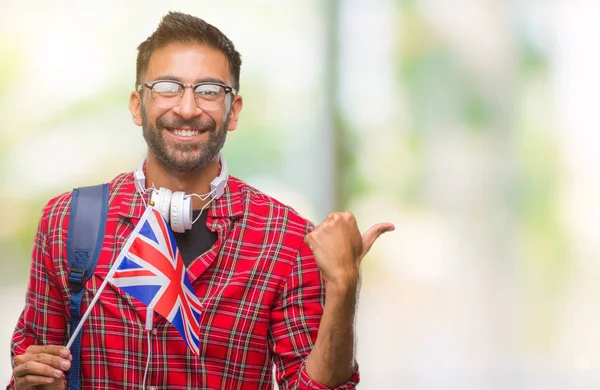 Erwachsene Hispanische Student Mann Mit Pass Des Vereinigten Königreichs Über — Stockfoto