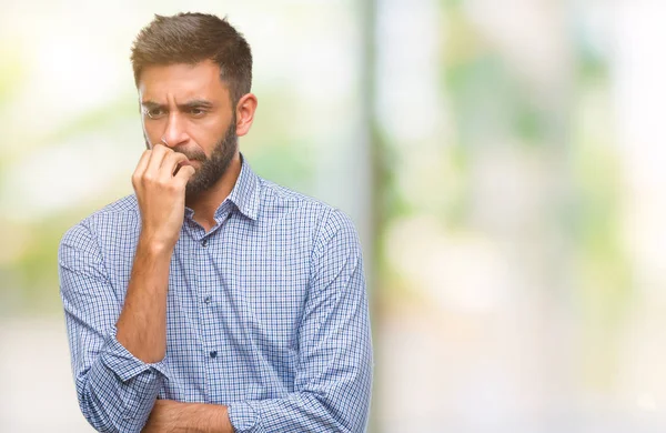 Uomo Ispanico Adulto Sfondo Isolato Cercando Stressato Nervoso Con Mani — Foto Stock