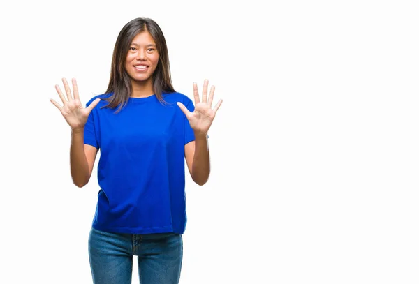 Молодая Азиатская Женщина Изолированном Фоне Показывает Указывает Пальцами Номер Десять — стоковое фото