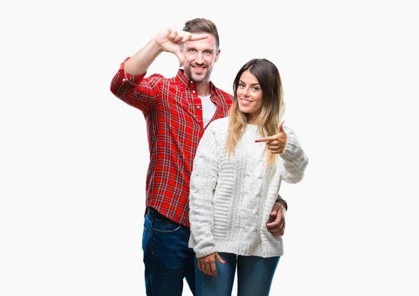 Jovem Casal Apaixonado Vestindo Camisola Inverno Sobre Fundo Isolado Sorrindo — Fotografia de Stock