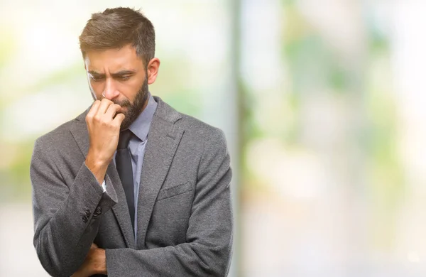Homem Negócios Hispânico Adulto Sobre Fundo Isolado Olhando Estressado Nervoso — Fotografia de Stock