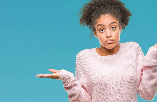 Giovane Donna Afro Americana Che Indossa Maglione Invernale Sfondo Isolato — Foto Stock