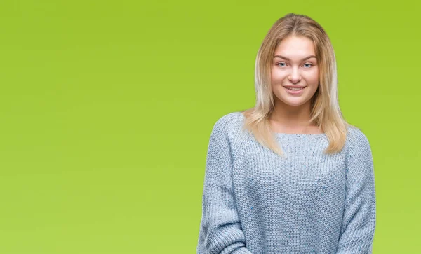 Giovane Donna Caucasica Indossa Maglione Invernale Sfondo Isolato Con Sorriso — Foto Stock