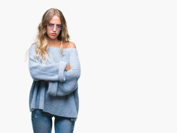 Vacker Ung Blond Kvinna Bär Solglasögon Över Isolerade Bakgrund Skeptiker — Stockfoto