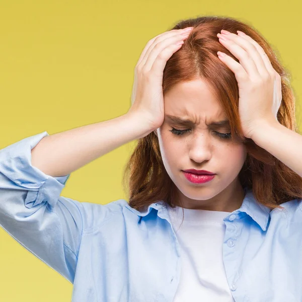 Jonge Mooie Zakenvrouw Geïsoleerde Achtergrond Lijden Hoofdpijn Wanhopig Benadrukt Omdat — Stockfoto