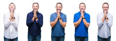 Ellerle birlikte AF emin gülümseyen için soran dua izole arka plan üzerinde duran yakışıklı üst düzey ağarmış zarif iş adamı kolaj.