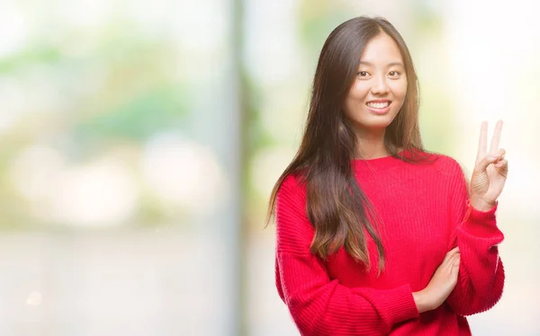 Mladá Asijská Žena Nosí Zimní Svetr Izolované Pozadí Usmívající Smajlík — Stock fotografie