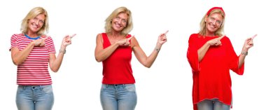 Güzel orta yaş sarışın kadın gülümseyerek ve iki elleri ve parmakları ile tarafına işaret kamera bakıyor beyaz izole backgroud kolaj.