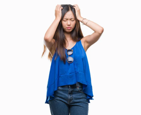 Genç Asyalı Kadın Çünkü Umutsuz Stresli Baş Ağrısı Acı Izole — Stok fotoğraf