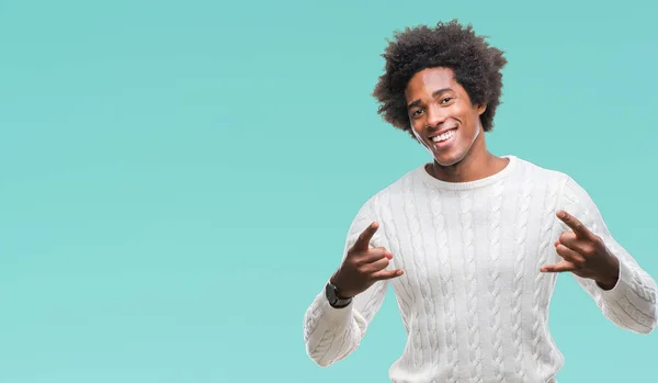 Hombre Afroamericano Sobre Fondo Aislado Gritando Con Expresión Loca Haciendo — Foto de Stock