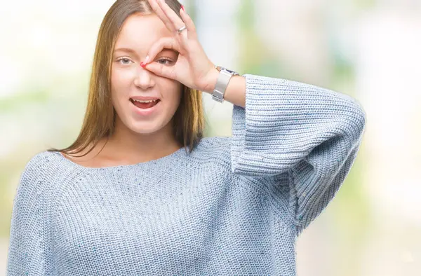 Mooie Kaukasische Jongedame Winter Trui Dragen Geïsoleerde Achtergrond Doen Gebaar — Stockfoto