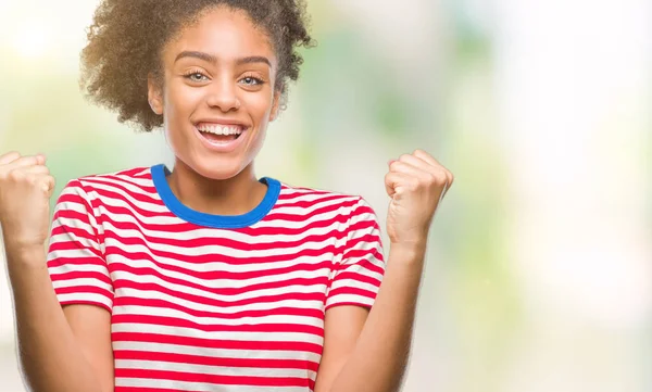 Jeune Femme Afro Américaine Sur Fond Isolé Célébrant Surpris Étonnés — Photo