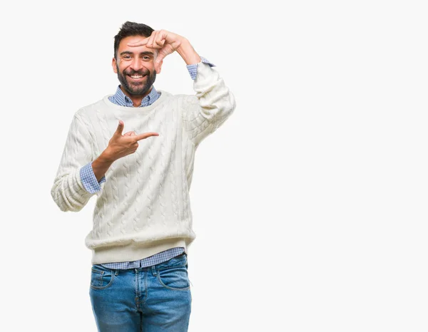 Homem Hispânico Adulto Vestindo Suéter Inverno Sobre Fundo Isolado Sorrindo — Fotografia de Stock