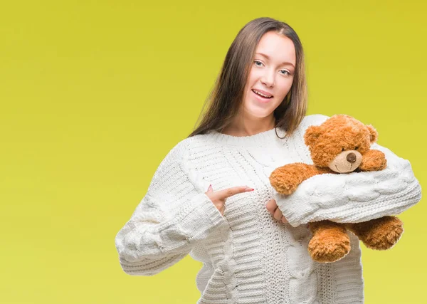 Mladá Kavkazský Žena Držící Medvídek Izolované Pozadí Velmi Šťastný Ukázal — Stock fotografie