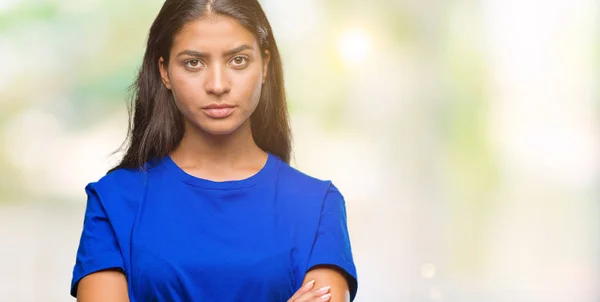 Joven Mujer Árabe Hermosa Sobre Fondo Aislado Escéptico Nervioso Desaprobando — Foto de Stock