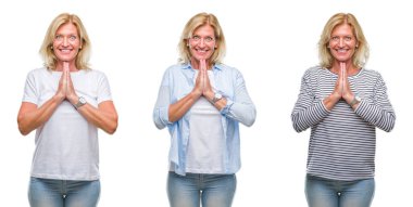 Ellerle birlikte emin gülümseyen bağışlanmak backgroud dua güzel orta yaş Beyaz sarışın kadın kolaj izole.