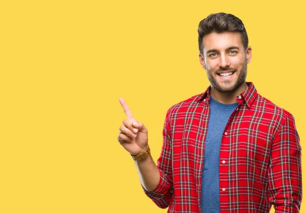 Joven Hombre Guapo Sobre Fondo Aislado Con Una Gran Sonrisa —  Fotos de Stock